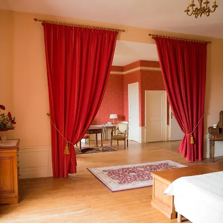 Château De Piolant 3*