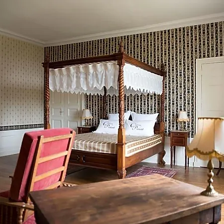 Château De Piolant 3* Dange-Saint-Romain