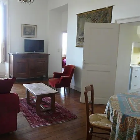 Château De Piolant 3* Dange-Saint-Romain