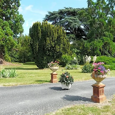 Château De Piolant 3* Dange-Saint-Romain