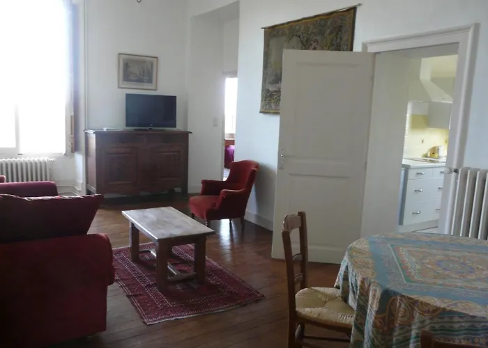 Alojamento de Acomodação e Pequeno-almoço Château De Piolant