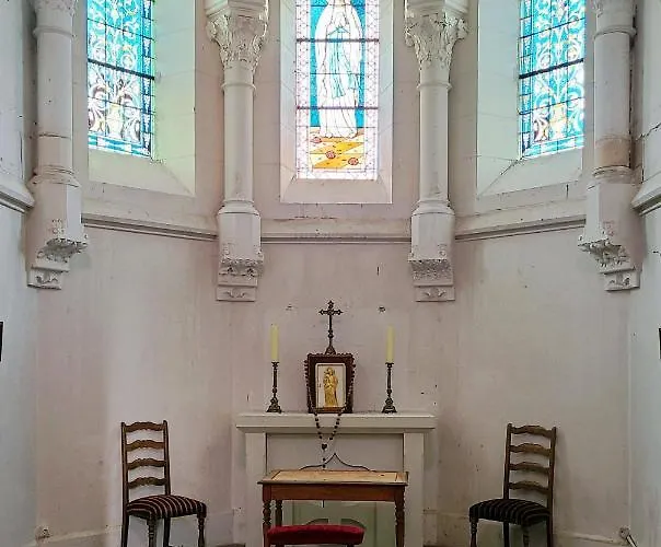 Alojamento de Acomodação e Pequeno-almoço Château De Piolant Dange-Saint-Romain